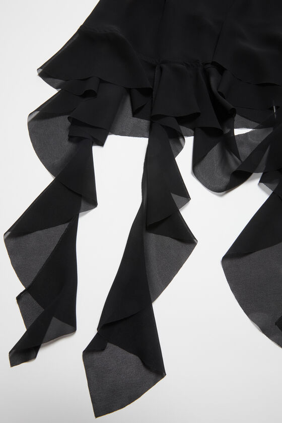 (image for) Energy-Efficient Ruffle strap dress